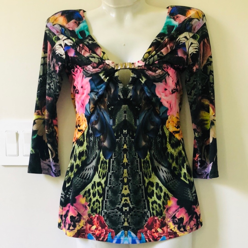 Roberto Cavalli Multicolor V-Neck 3/4 Sleeve Top. Size 38